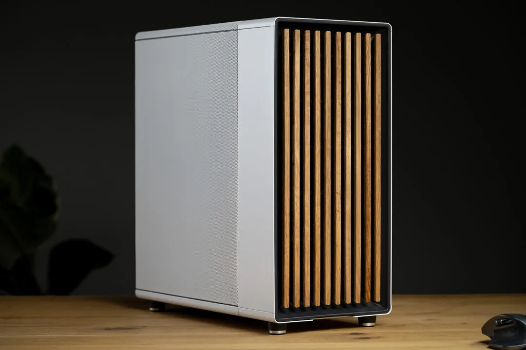 MUTED Workstation - Fractal Design North [weiß]